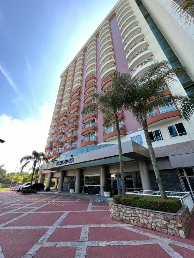 Flat Com Vista Panoramica -15- Na Barra Da Tijuca - Estacionamento Gratuito - Frigobar - Ar Condicionado - Piscina - Academia - Balsa Para Praia Gratis - Varanda - Vista Parcial Mar E Lagoa Rio de Janeiro Exteriör bild