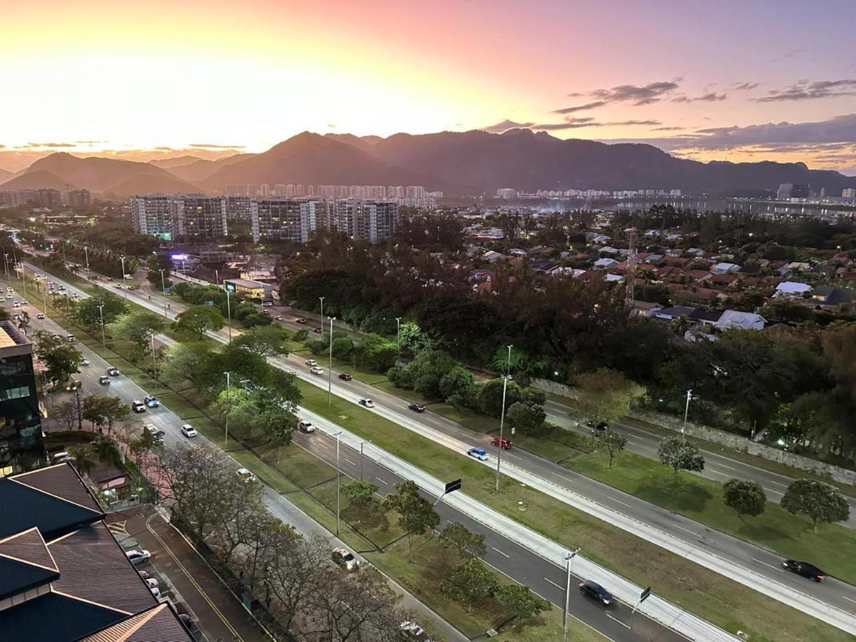 Flat Com Vista Panoramica -15- Na Barra Da Tijuca - Estacionamento Gratuito - Frigobar - Ar Condicionado - Piscina - Academia - Balsa Para Praia Gratis - Varanda - Vista Parcial Mar E Lagoa Rio de Janeiro Exteriör bild
