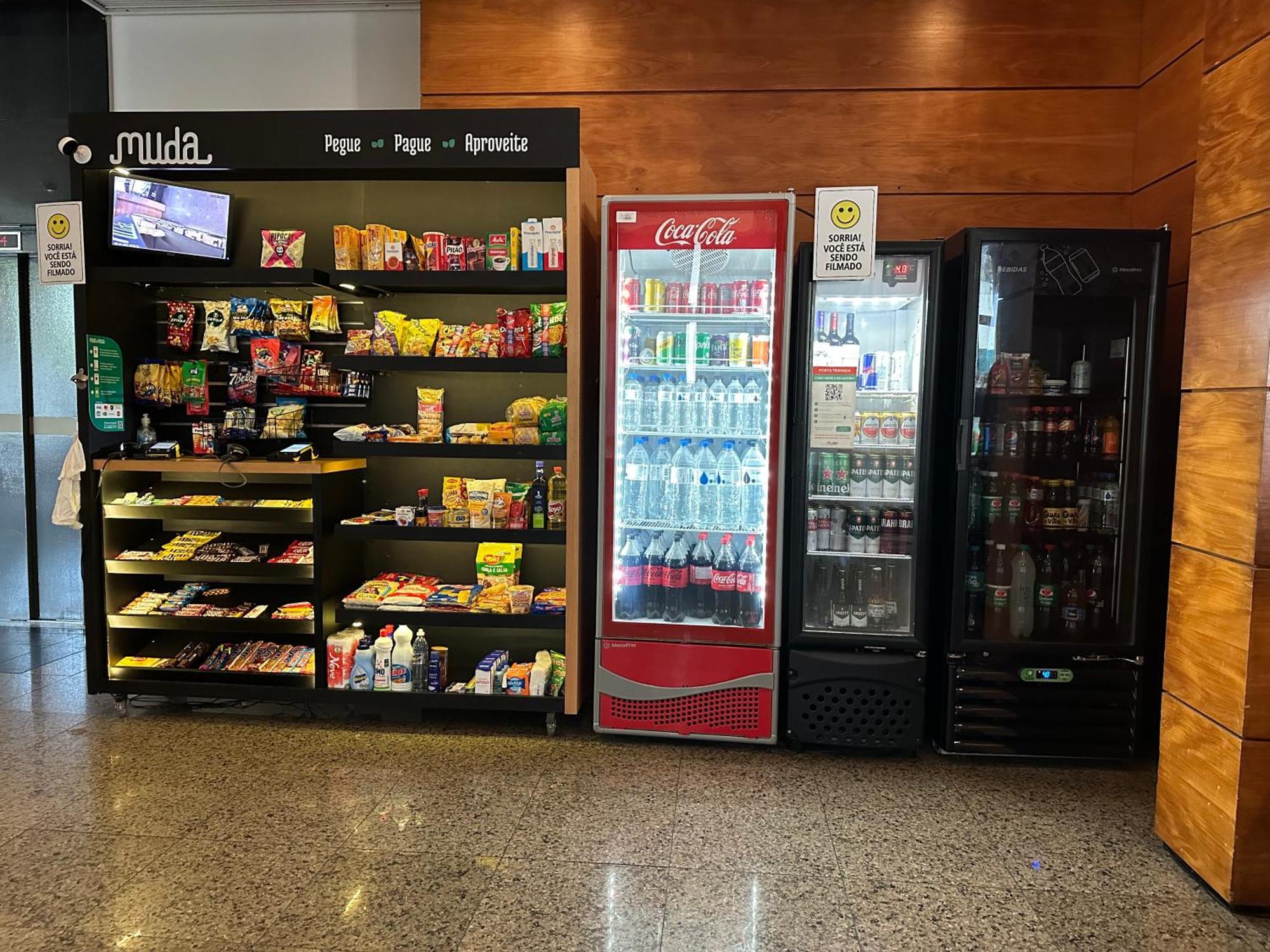Flat Com Vista Panoramica -15- Na Barra Da Tijuca - Estacionamento Gratuito - Frigobar - Ar Condicionado - Piscina - Academia - Balsa Para Praia Gratis - Varanda - Vista Parcial Mar E Lagoa Rio de Janeiro Exteriör bild