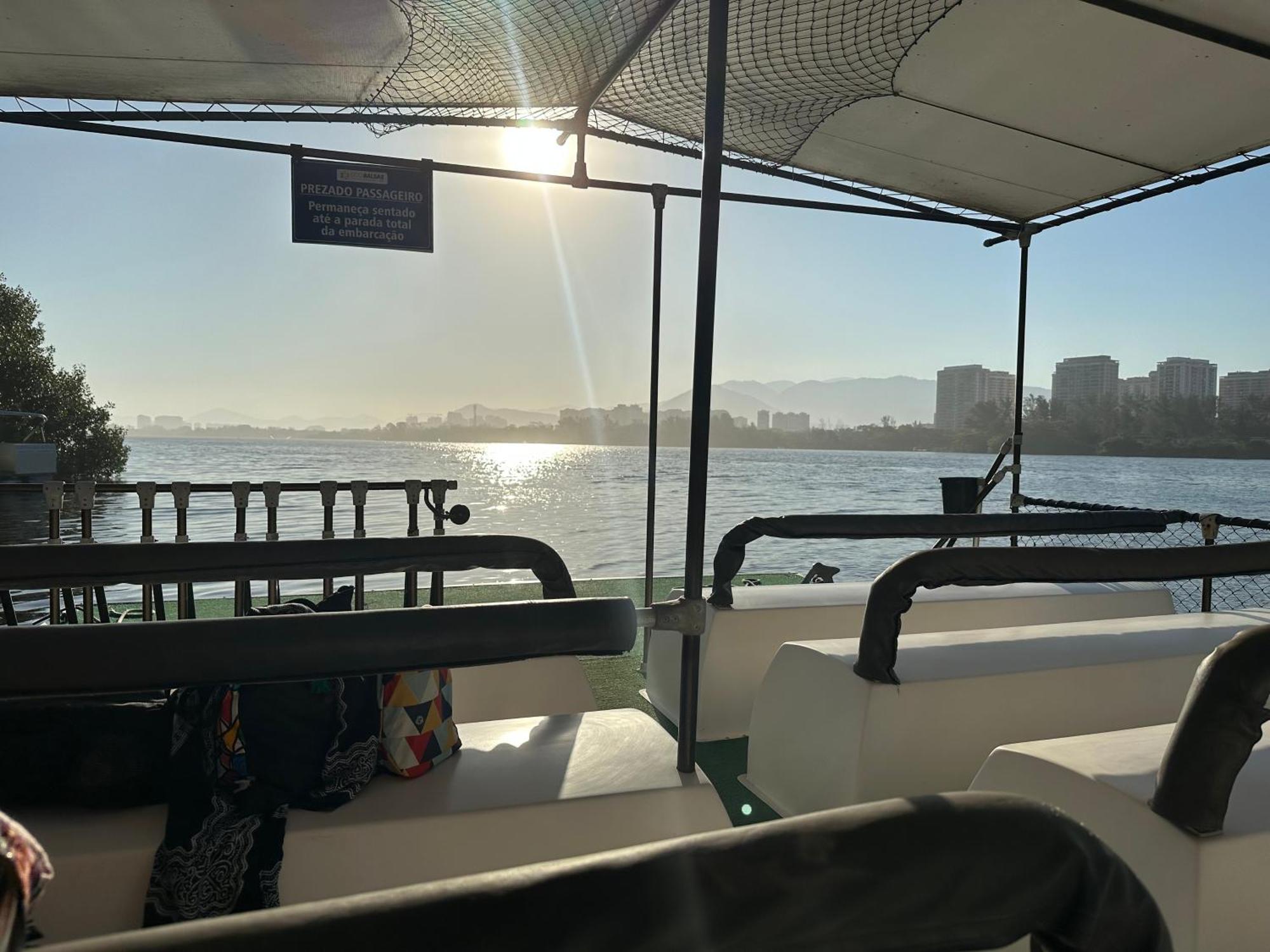Flat Com Vista Panoramica -15- Na Barra Da Tijuca - Estacionamento Gratuito - Frigobar - Ar Condicionado - Piscina - Academia - Balsa Para Praia Gratis - Varanda - Vista Parcial Mar E Lagoa Rio de Janeiro Exteriör bild